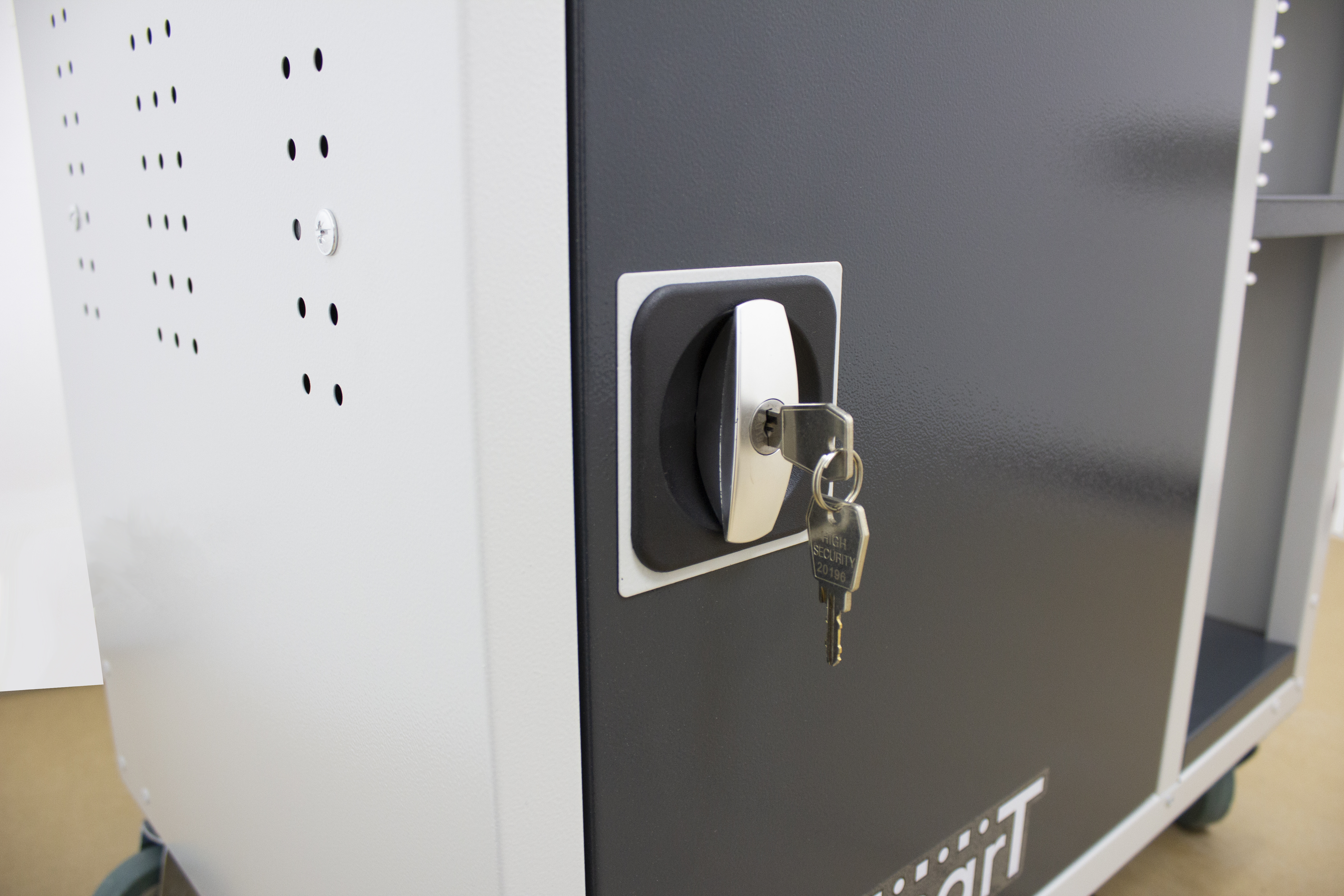 КГ057423 Тумба SMART 1М с лотком 815x740x500 мм