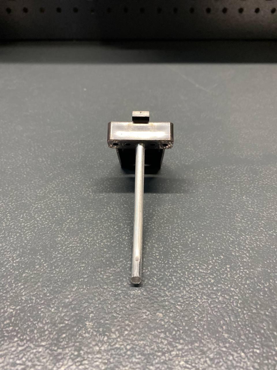 Крючок 100 мм